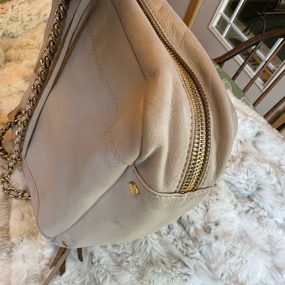 Rebecca Minkoff Swing Convertible Bag - Chanel Vibes! 💅 - Picture 15 of 16